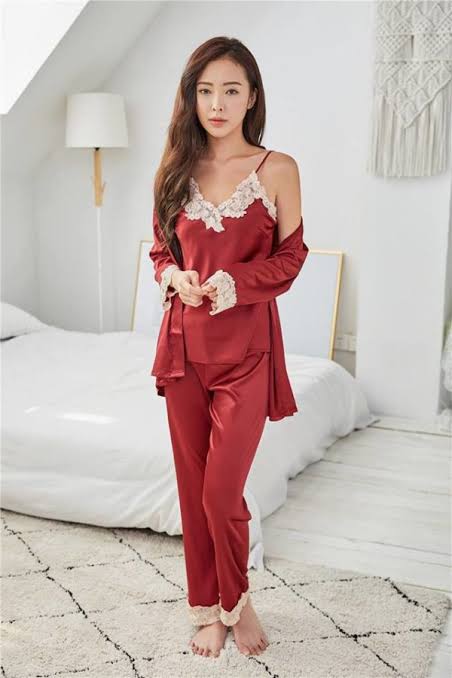 Luxury 5-Piece Satin Nightwear Set – Soft, Sultry & All-in-One