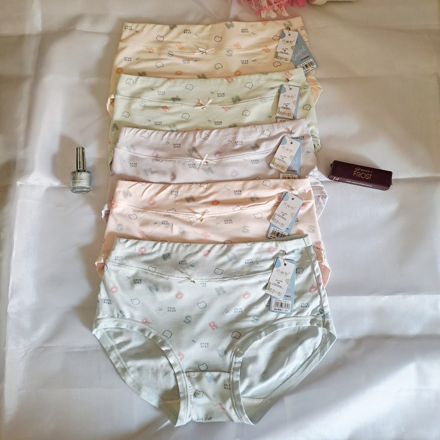 Imported Soft Cotton Underwear – Stretchable Panties (Pack of 3)