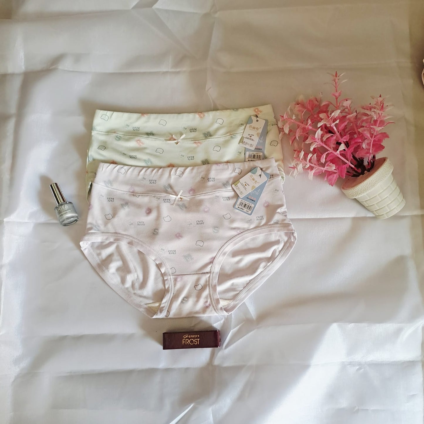 Imported Soft Cotton Underwear – Stretchable Panties (Pack of 3)