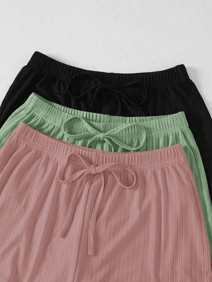 Everyday Cozy Ribbed Loungewear Set – Crop Top & Shorts